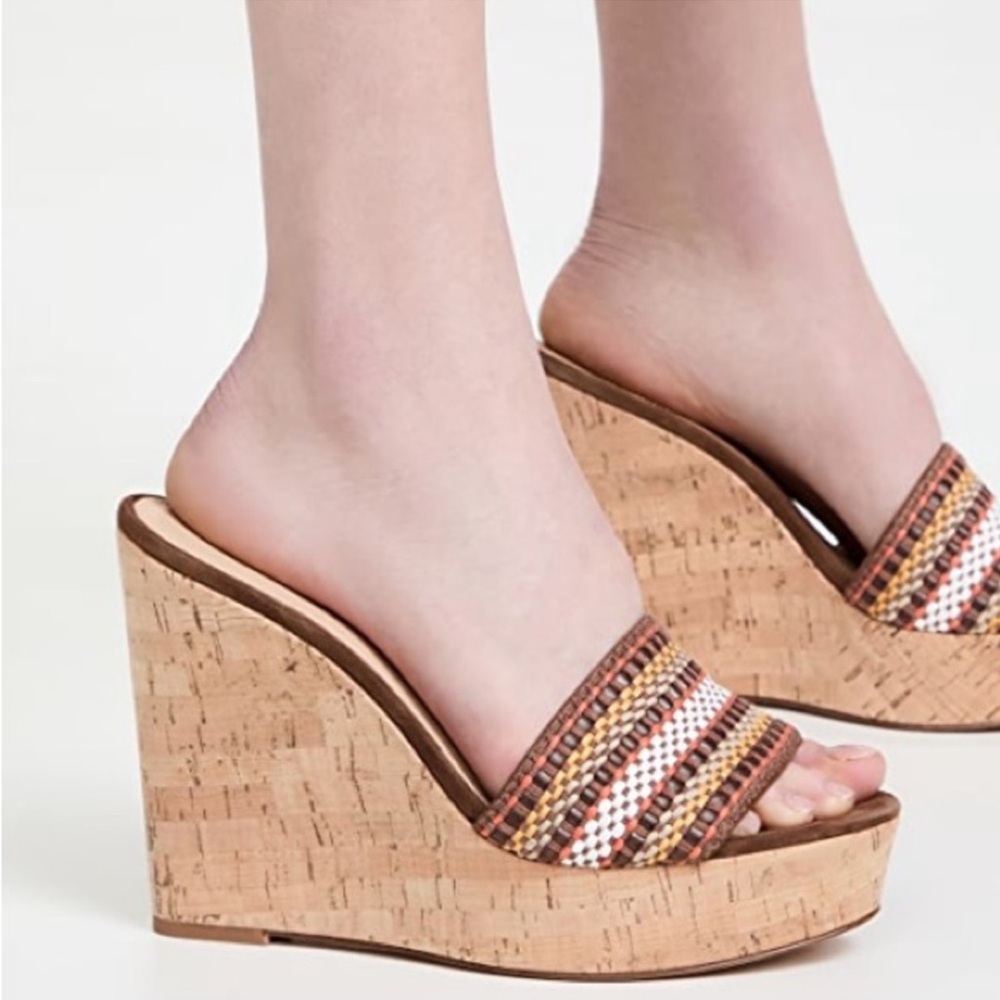 Veronica Beard
Dali Sand Suede Peep-Toe Wedge Platform Sandals size 5.5 women - Picture 2 of 13